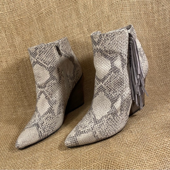 Isola Shoes - Boots Snake Boots Booties Isola Leather
Wedge Heels Fringes Zip Women Size 9.5